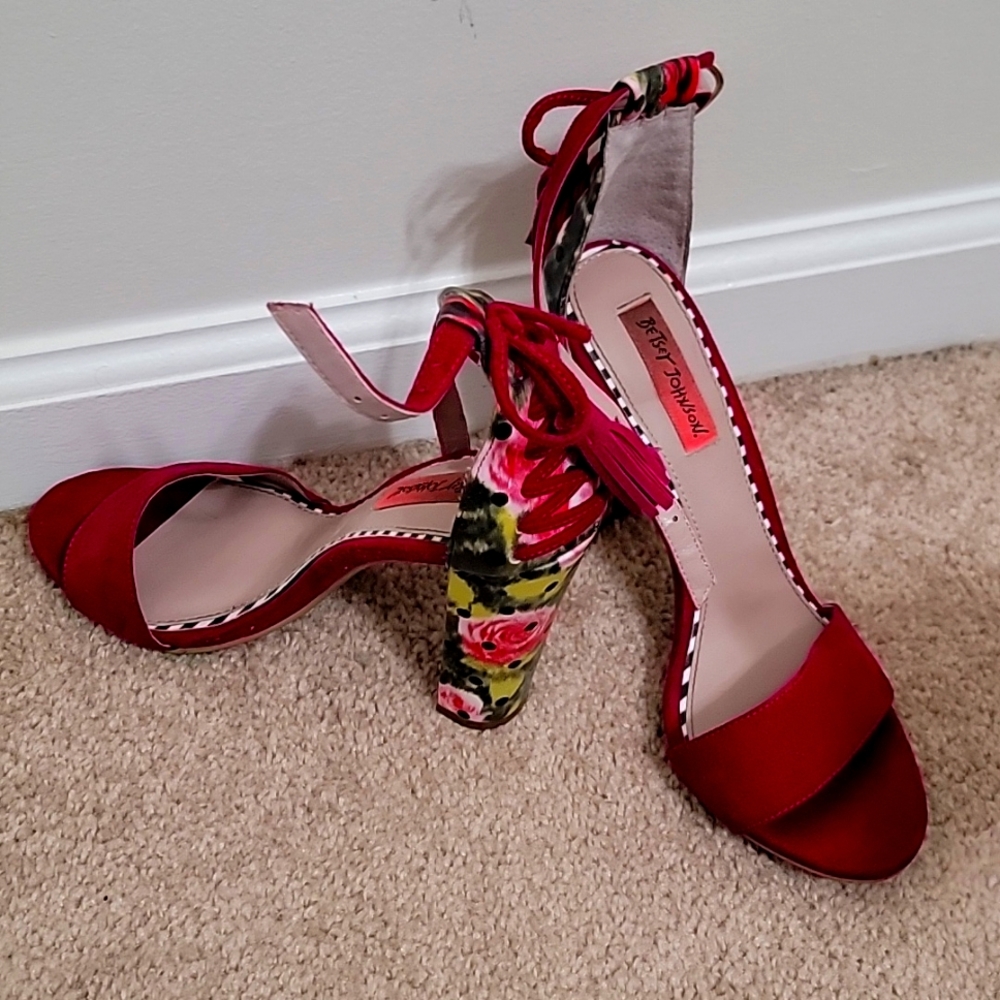 Betsy Johnson Heels